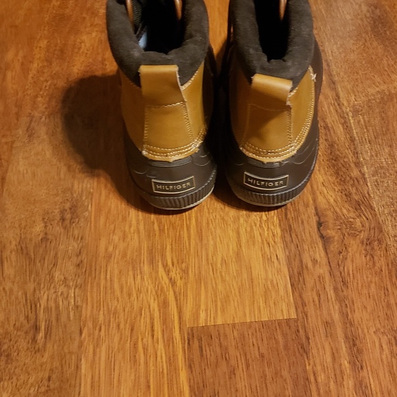 Tommy Hilfiger duck boots